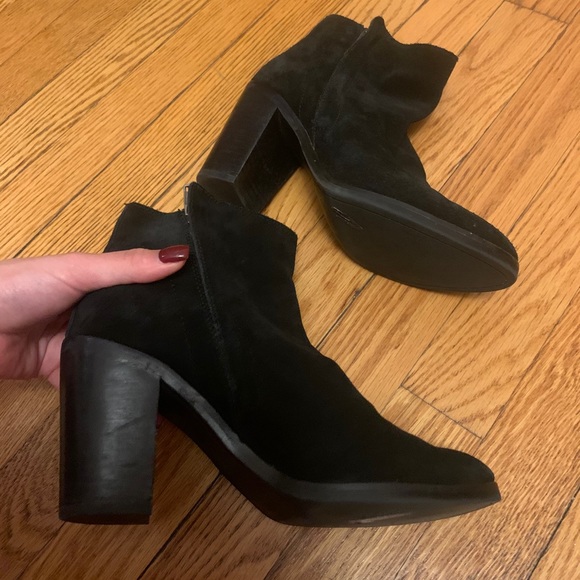 SOLD - Picture 2 of 4